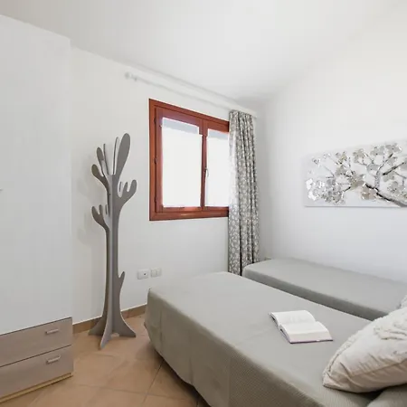 Monte Ruju By Moresca Lägenhet *